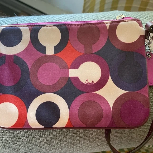 Coach Parker Op Art Bordeaux Multicolor Small Satin Wristlet - Picture 3 of 6